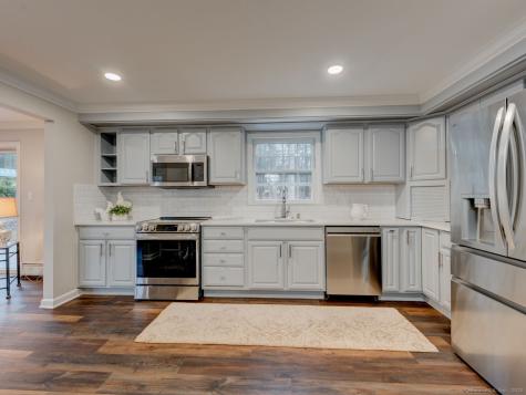 143 Juniper Drive Avon CT 06001