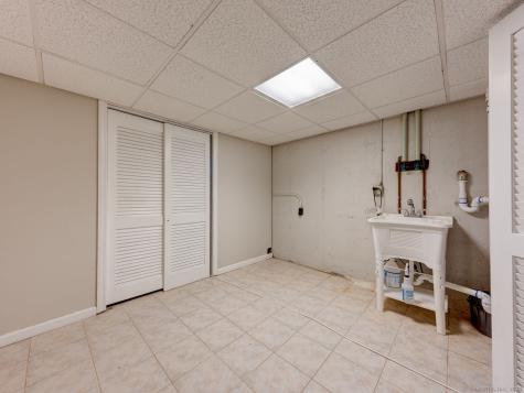 143 Juniper Drive Avon CT 06001