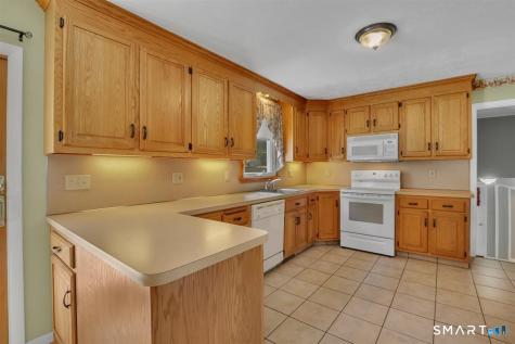 40 Meeker Road Southington CT 06489