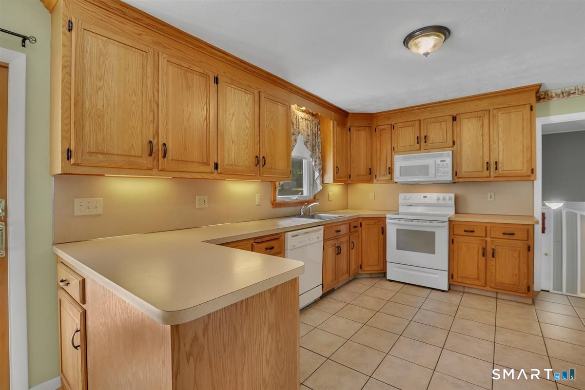40 Meeker Road Southington CT 06489