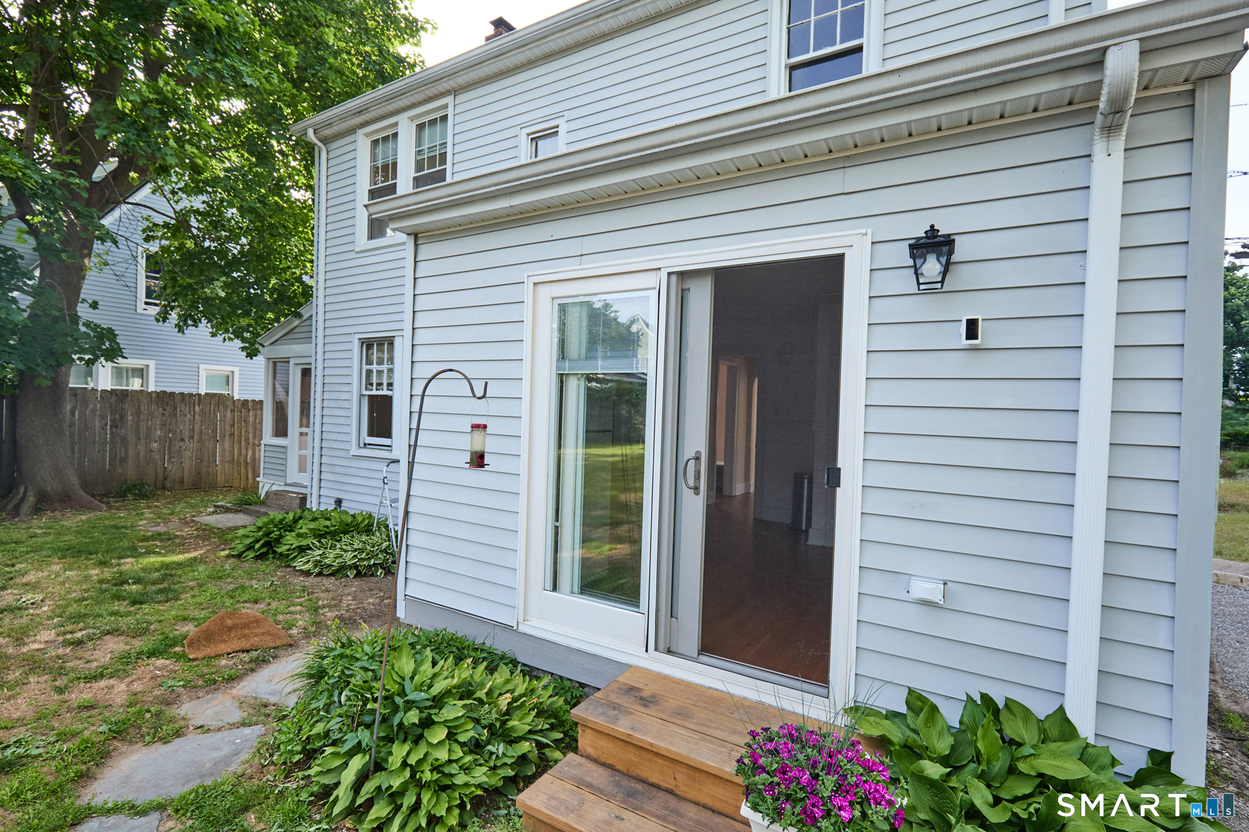 105 Dixon Street Bridgeport CT 06604