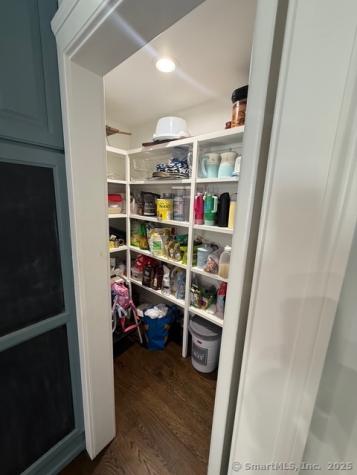 4 Old Woods Road Brookfield CT 06804