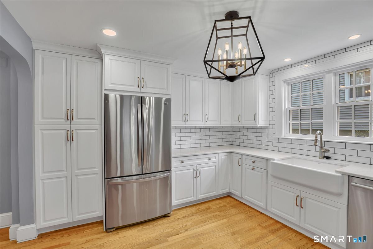 132 North Main Street West Hartford CT 06107