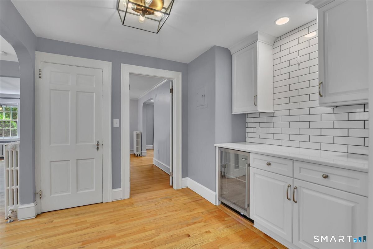 132 North Main Street West Hartford CT 06107