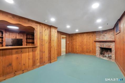 132 North Main Street West Hartford CT 06107