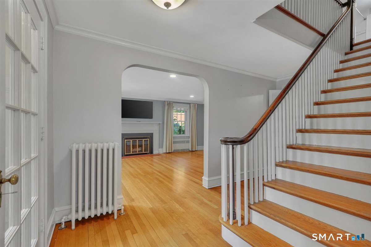 132 North Main Street West Hartford CT 06107