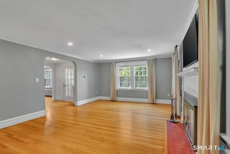 132 North Main Street West Hartford CT 06107