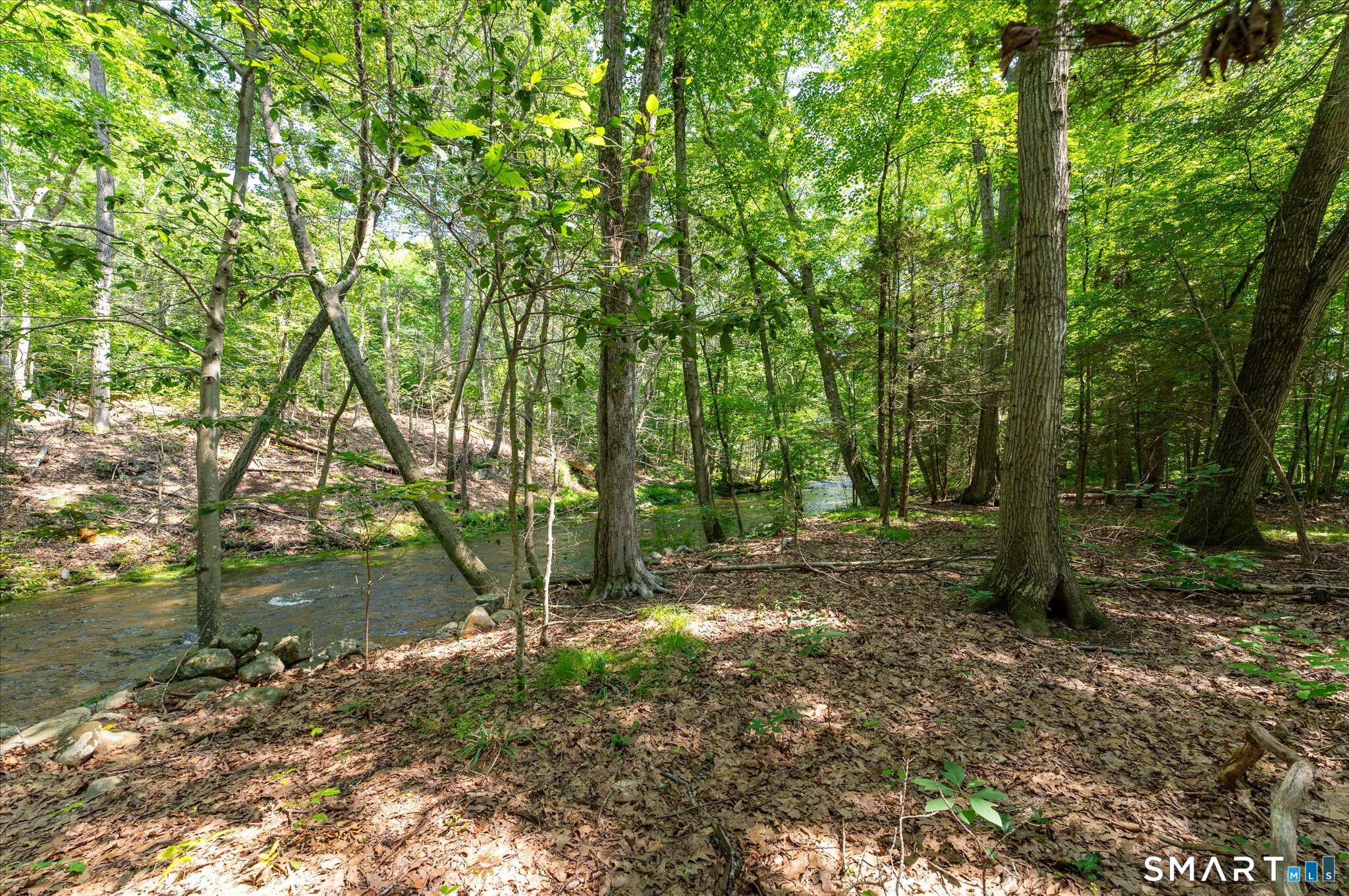 20 Riverside Court Guilford CT 06437