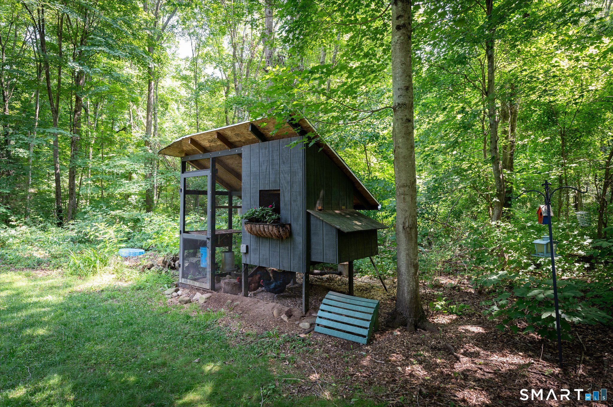 20 Riverside Court Guilford CT 06437