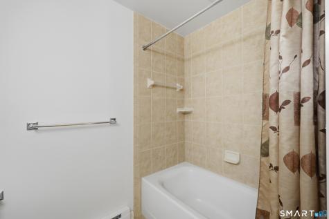 207 Barncroft Road Stamford CT 06902