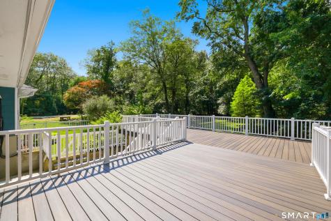 207 Barncroft Road Stamford CT 06902