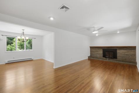 207 Barncroft Road Stamford CT 06902
