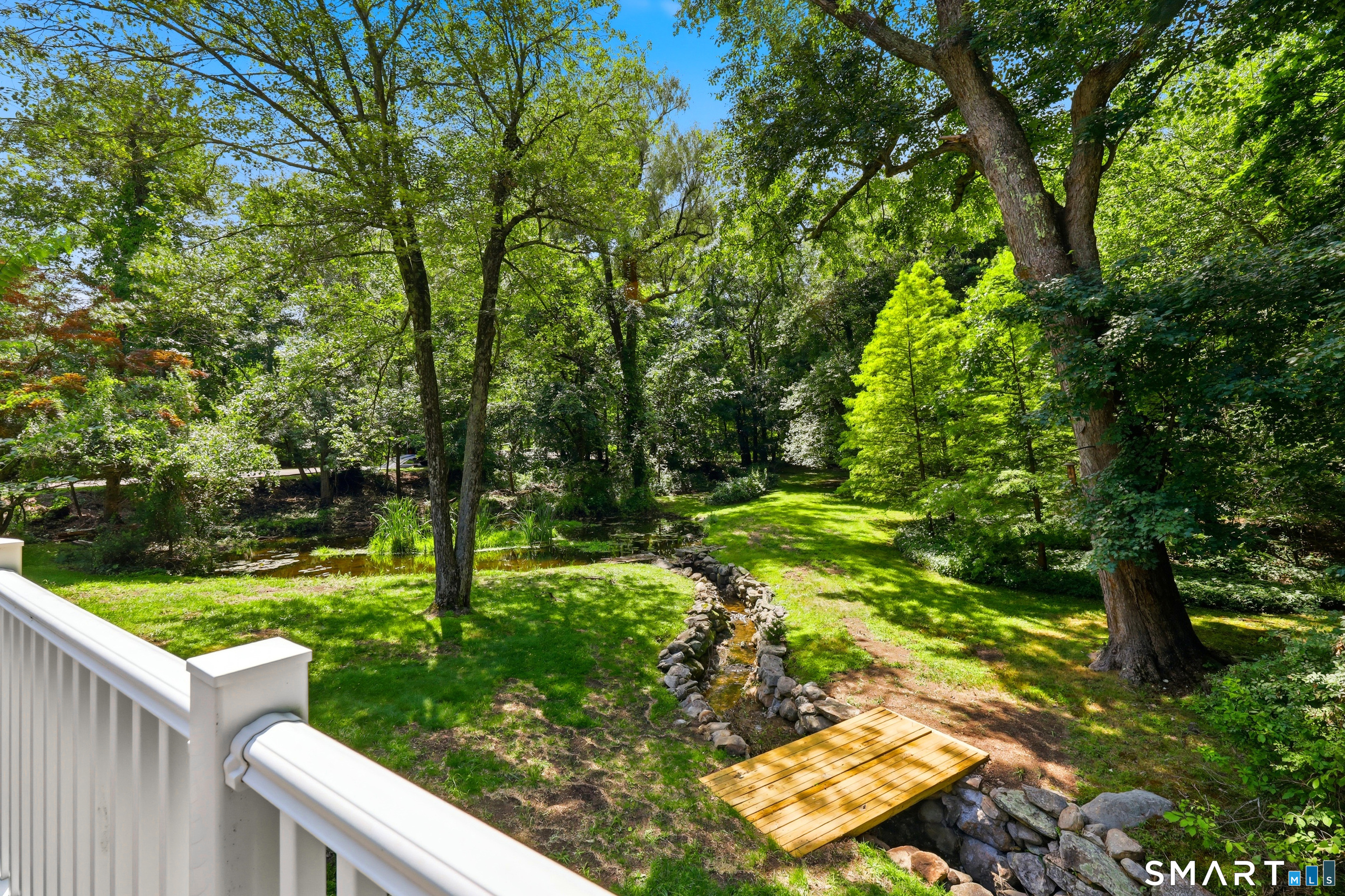 207 Barncroft Road Stamford CT 06902
