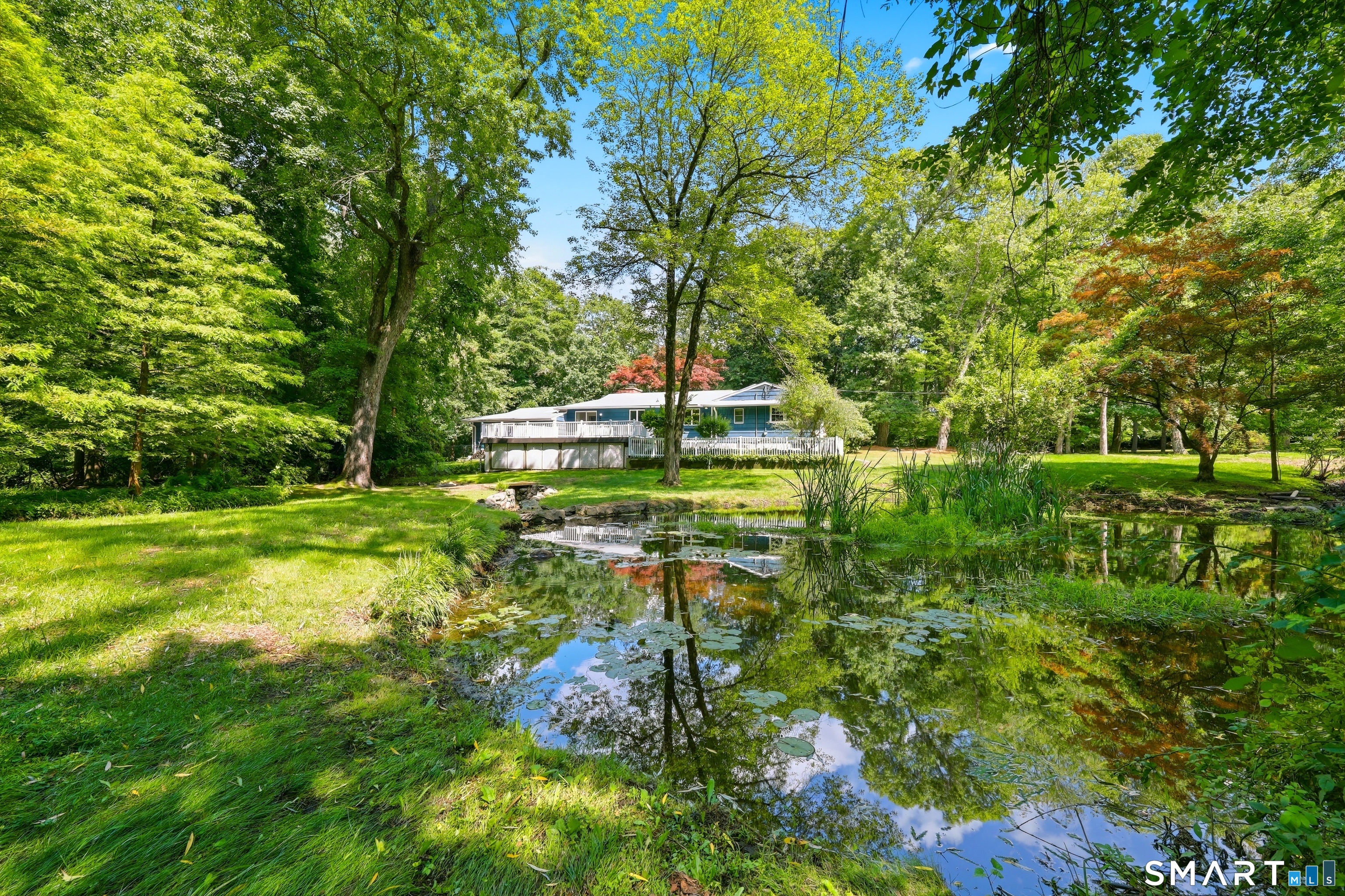 207 Barncroft Road Stamford CT 06902