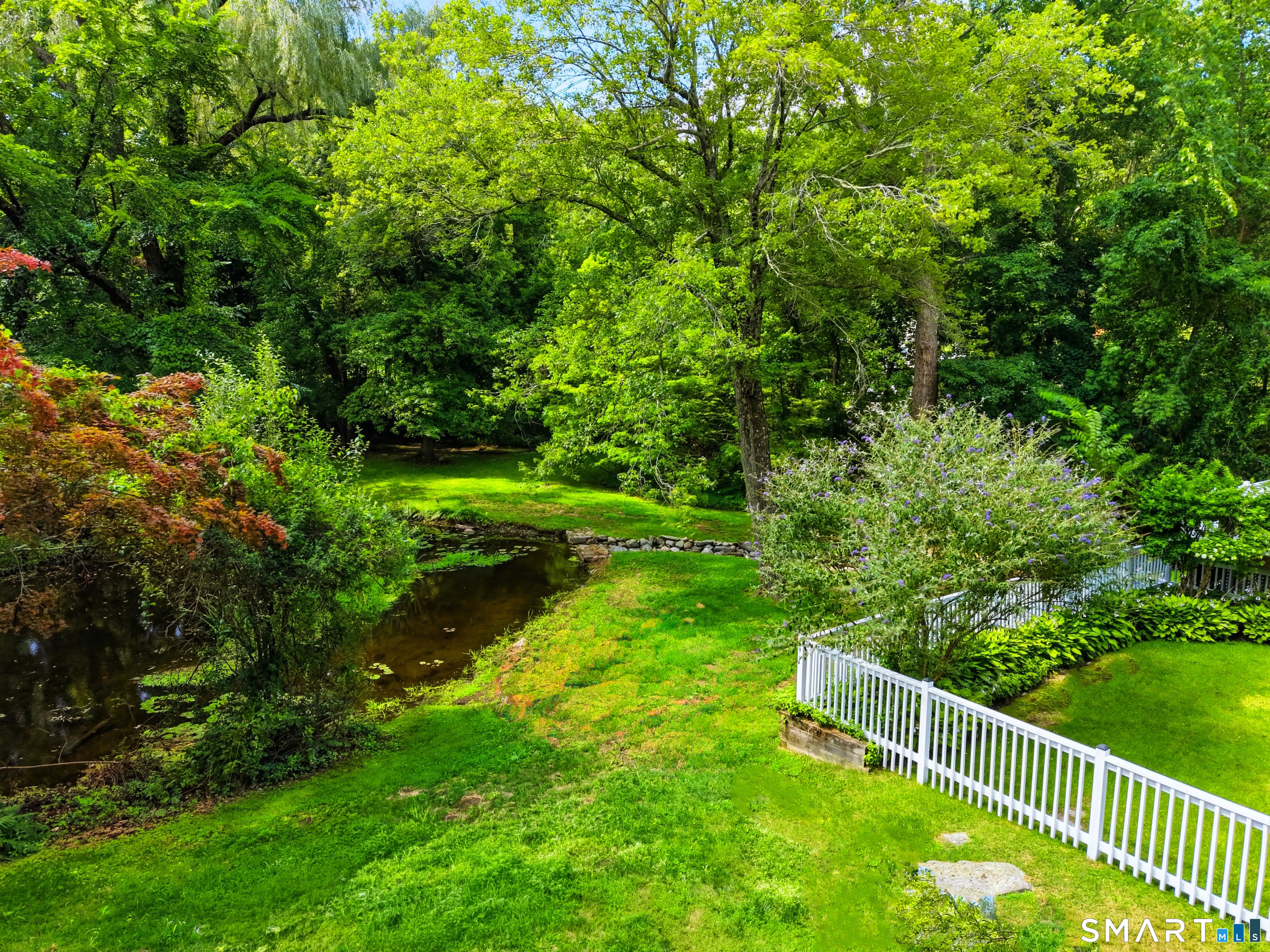 207 Barncroft Road Stamford CT 06902