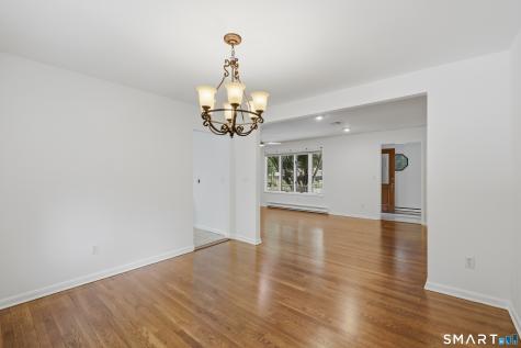 207 Barncroft Road Stamford CT 06902