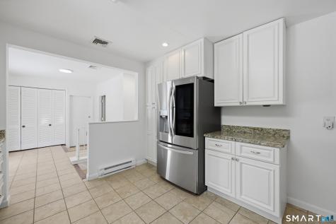 207 Barncroft Road Stamford CT 06902