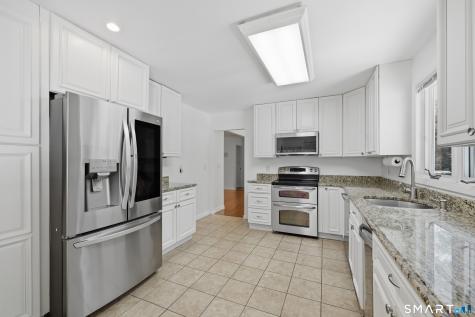 207 Barncroft Road Stamford CT 06902
