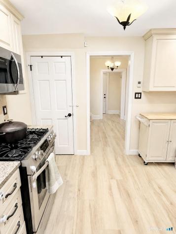 102 Peck Avenue West Haven CT 06516