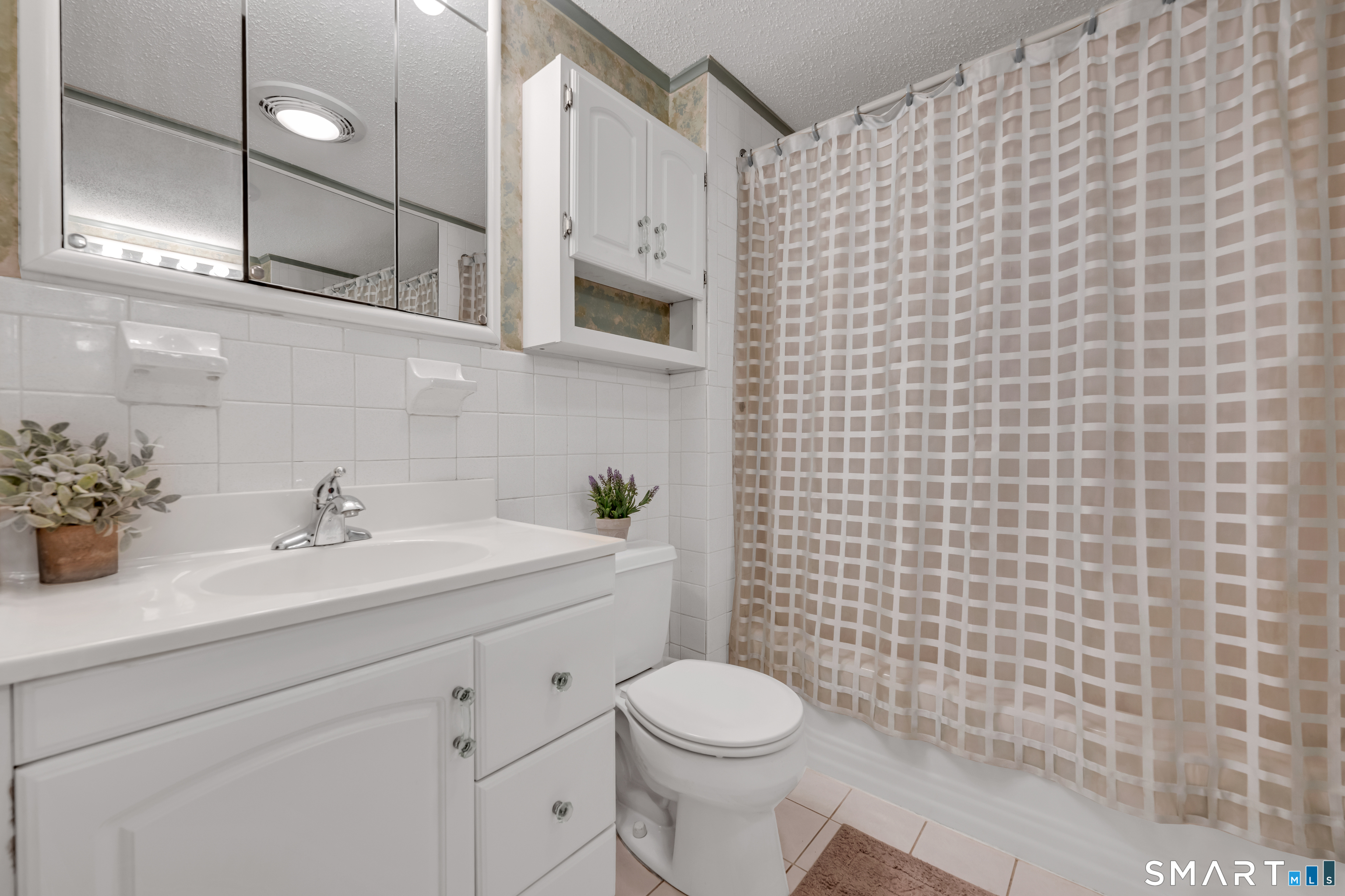 86 Indian Hill Road Newington CT 06111