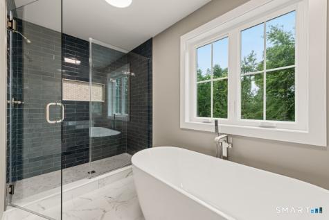 9 Beechwood Drive Newtown CT 06482