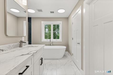 9 Beechwood Drive Newtown CT 06482