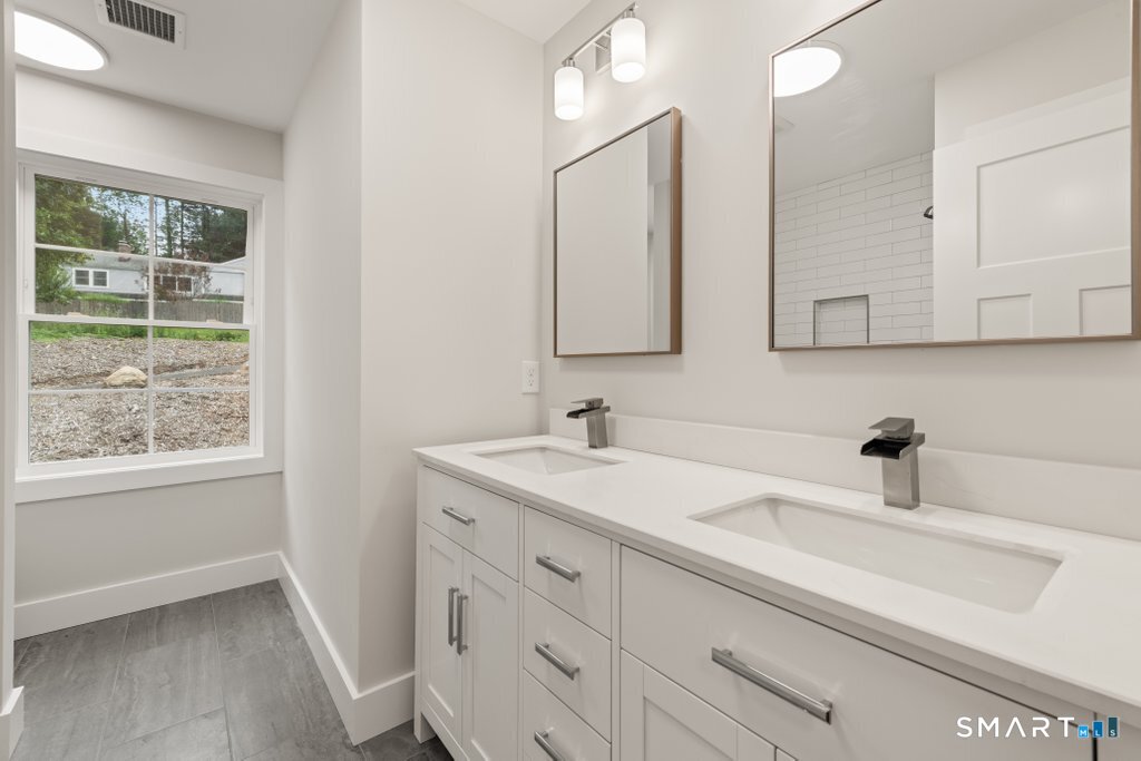 9 Beechwood Drive Newtown CT 06482