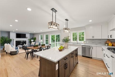 9 Beechwood Drive Newtown CT 06482