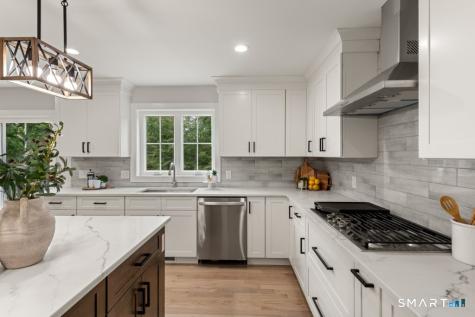 9 Beechwood Drive Newtown CT 06482
