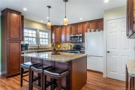 7 Purdum Road New Fairfield CT 06812