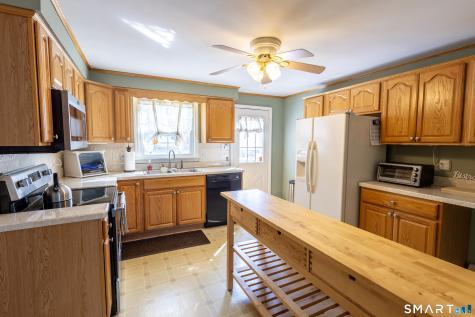 454 South Curtis Street Meriden CT 06450