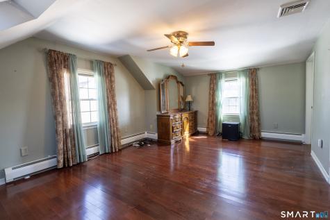 454 South Curtis Street Meriden CT 06450