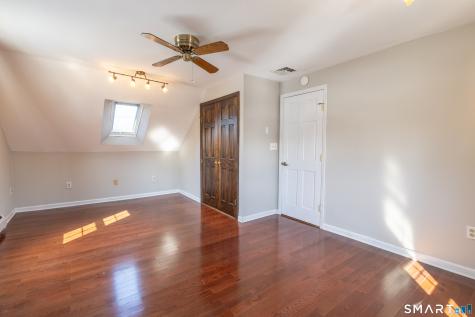 454 South Curtis Street Meriden CT 06450