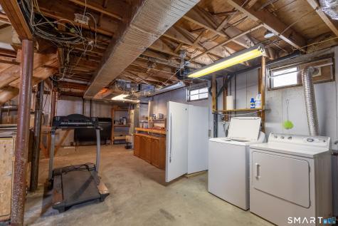 454 South Curtis Street Meriden CT 06450