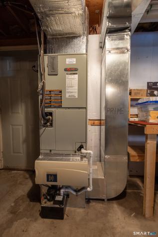 454 South Curtis Street Meriden CT 06450