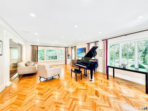 43 Laurel Ledge Road Stamford CT 06903