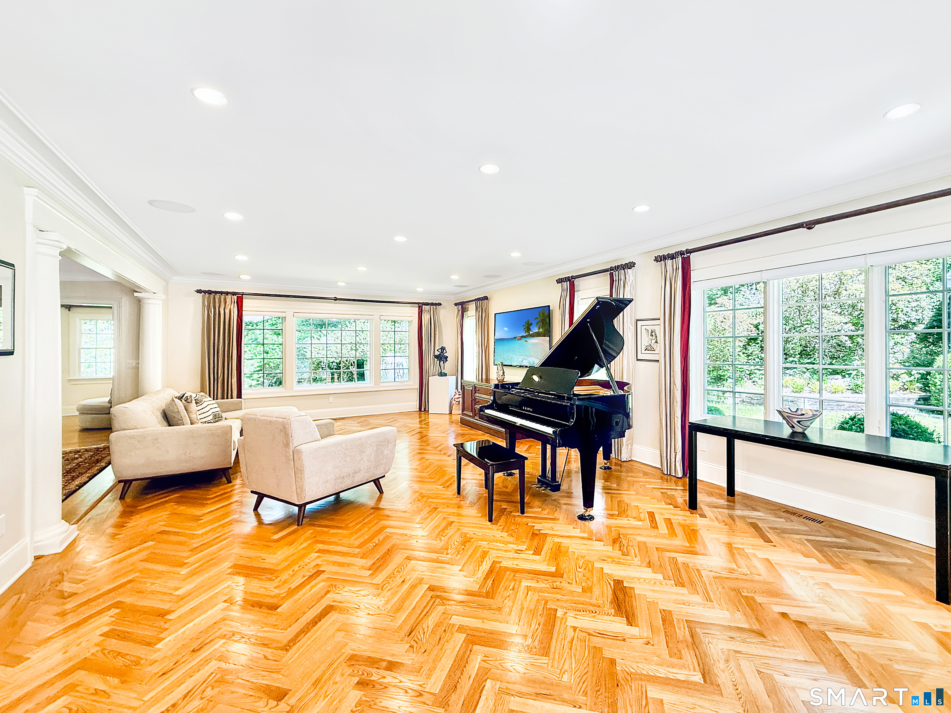 43 Laurel Ledge Road Stamford CT 06903