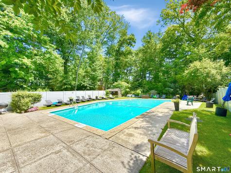43 Laurel Ledge Road Stamford CT 06903