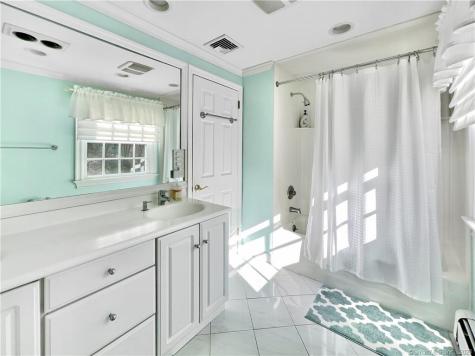 43 Laurel Ledge Road Stamford CT 06903
