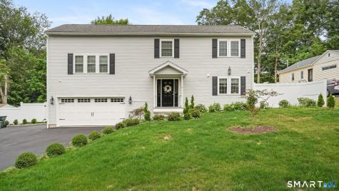 5 Candle Hill Road New Fairfield CT 06812