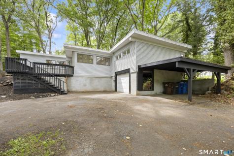 834 Totoket Road North Branford CT 06472