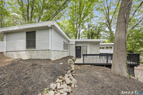 834 Totoket Road North Branford CT 06472