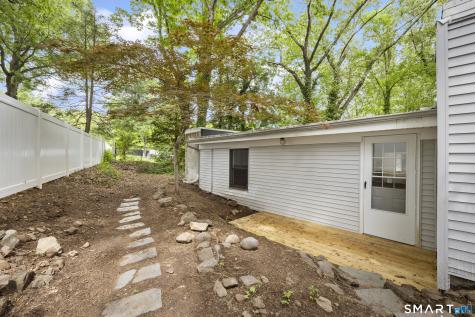 834 Totoket Road North Branford CT 06472