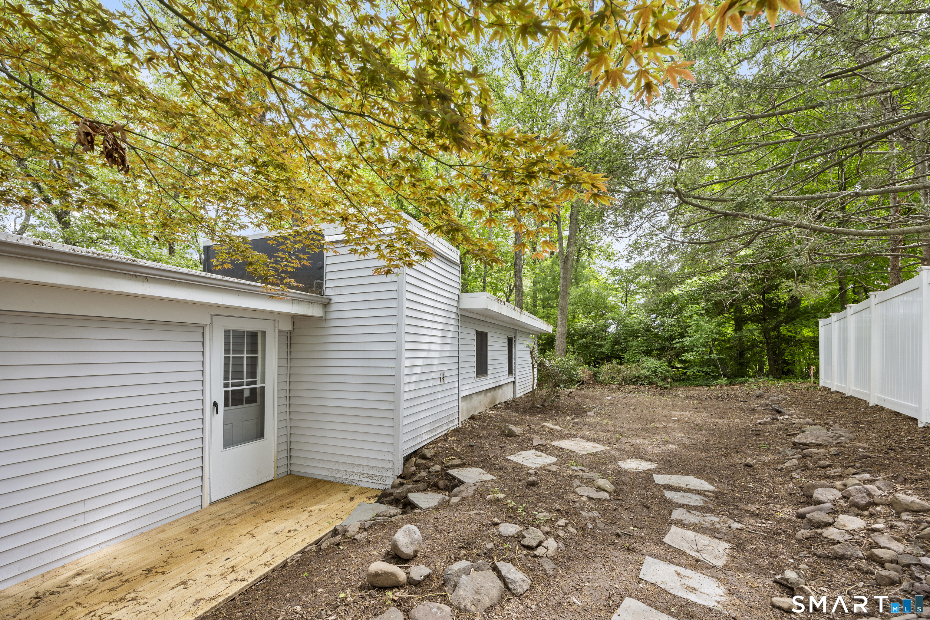 834 Totoket Road North Branford CT 06472