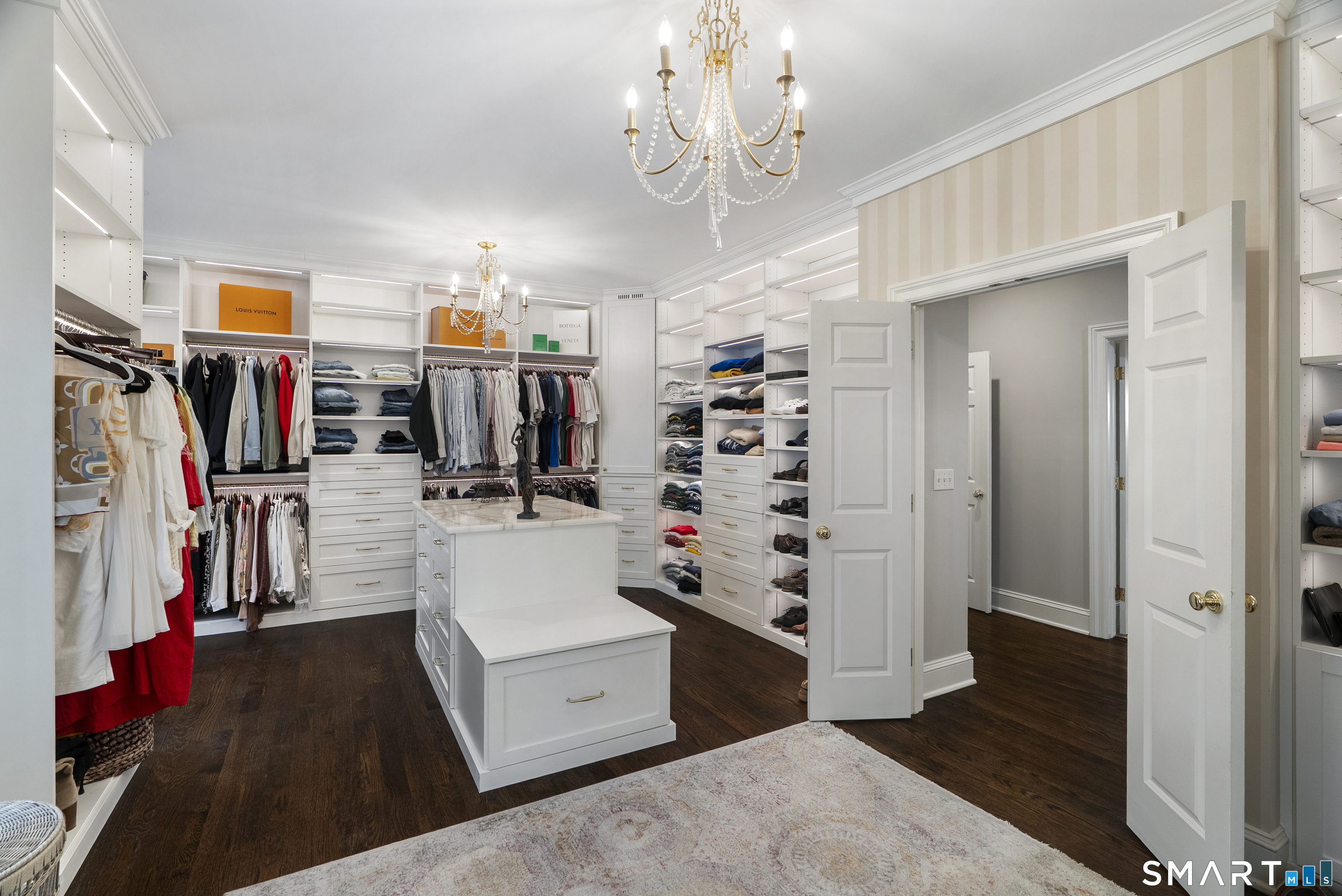 59 Lord Davis Lane Avon CT 06001