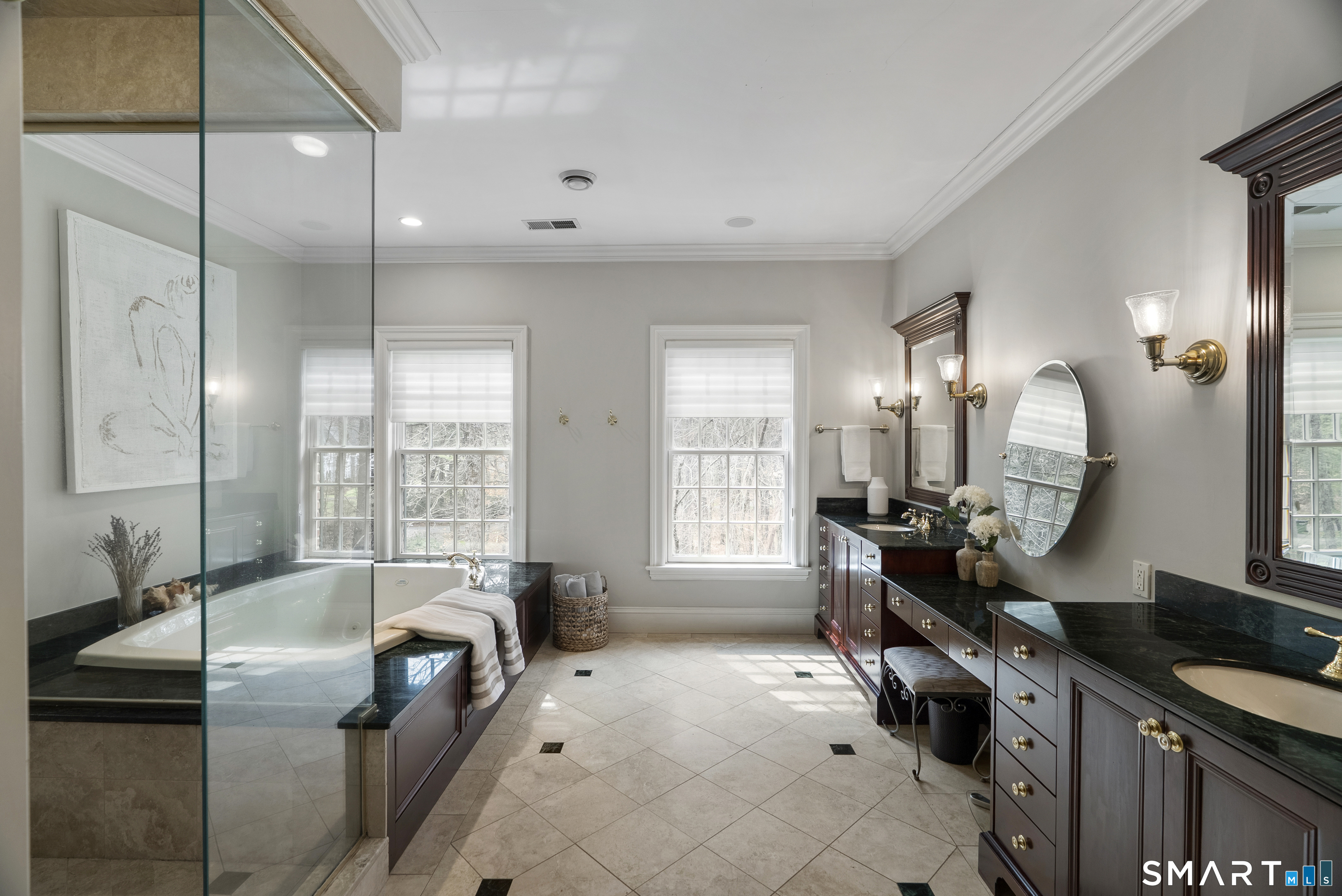 59 Lord Davis Lane Avon CT 06001