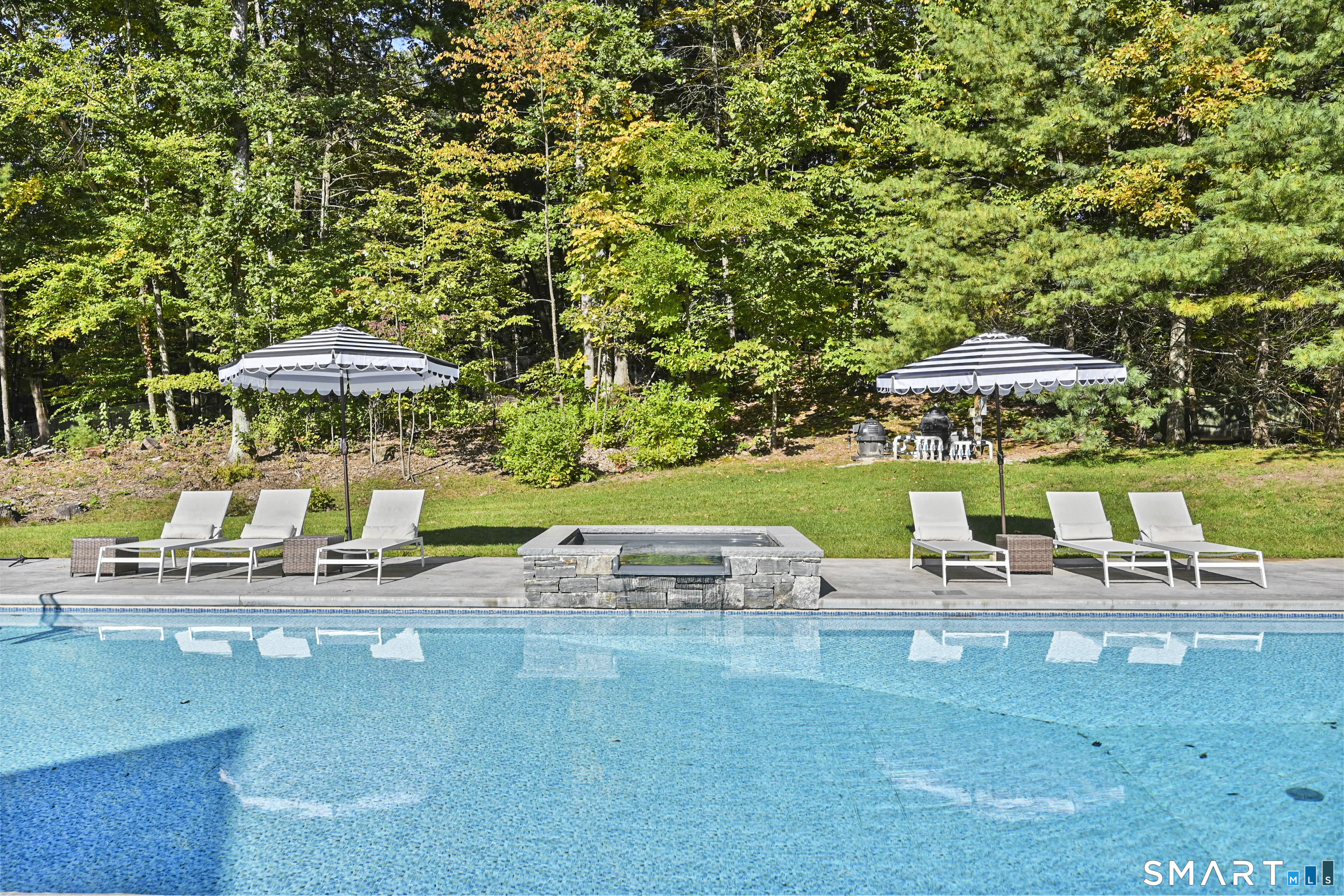 59 Lord Davis Lane Avon CT 06001