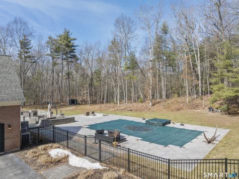 59 Lord Davis Lane Avon CT 06001