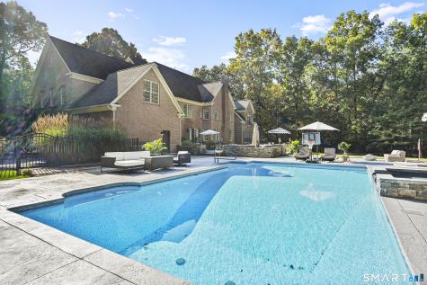 59 Lord Davis Lane Avon CT 06001