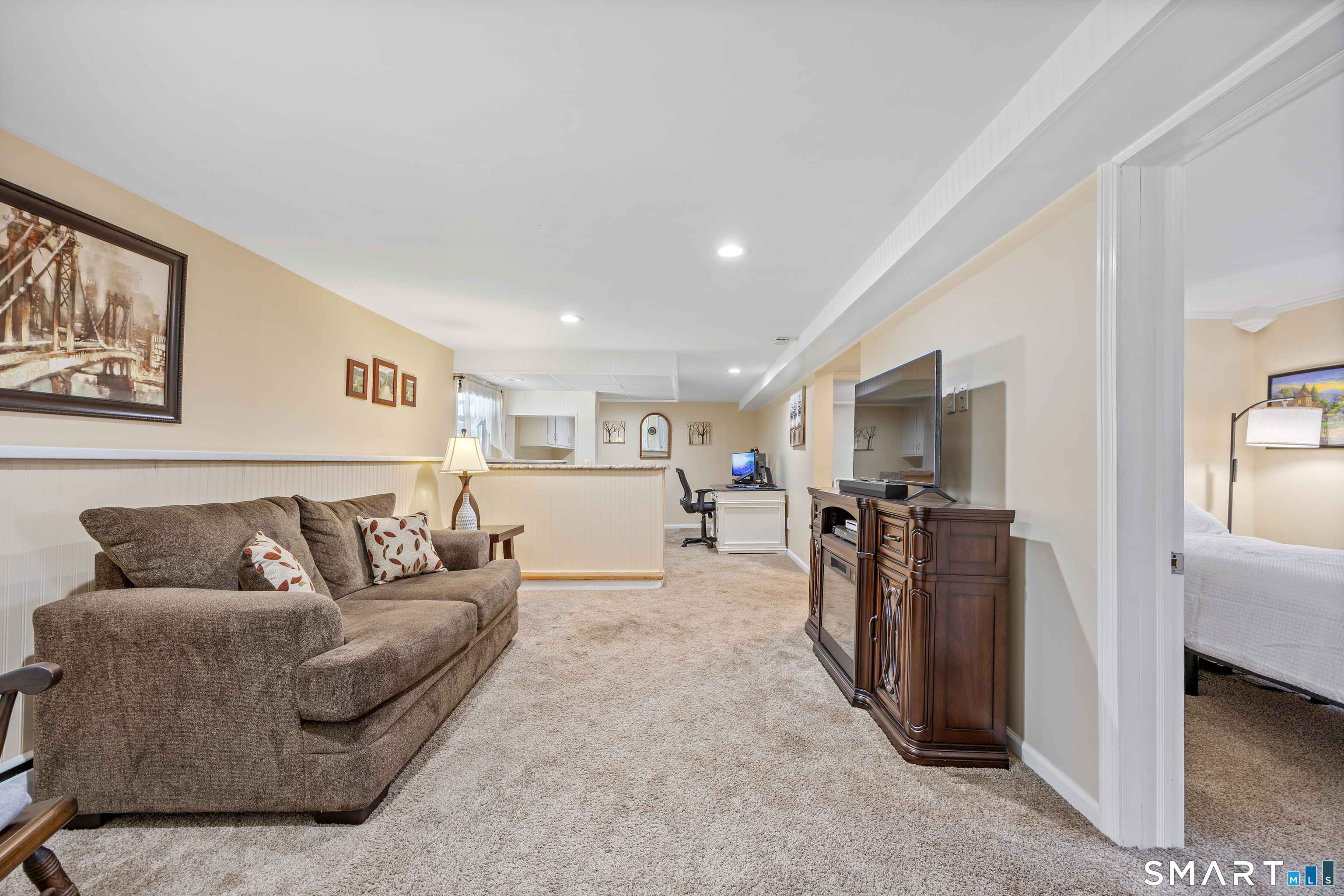 59 Cross Drive East Hartford CT 06118